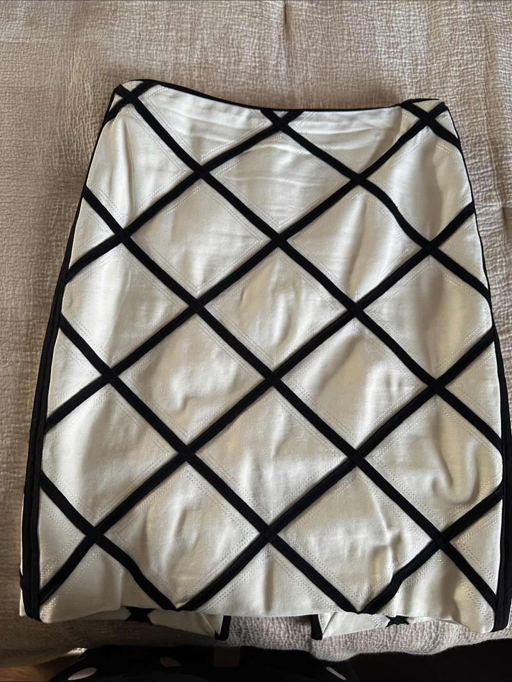 White House Black Market Classic Cream and Black Geometric Pencil Skirt
